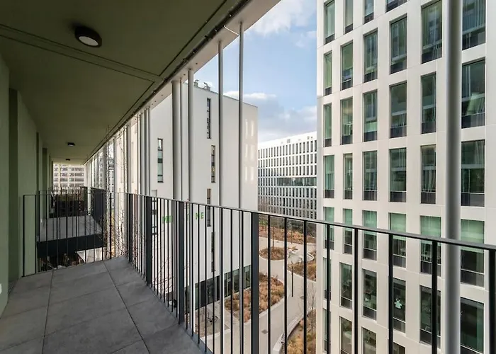 Smart With Terrace By Hm Appartement *