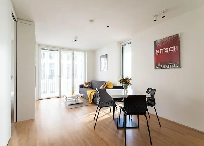 Smart With Terrace By Hm * Vienne